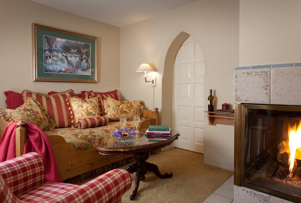 Old Monterey Inn חדר תמונה